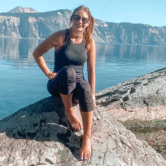 Meet your Posher, Adale - Picture 1 of 1